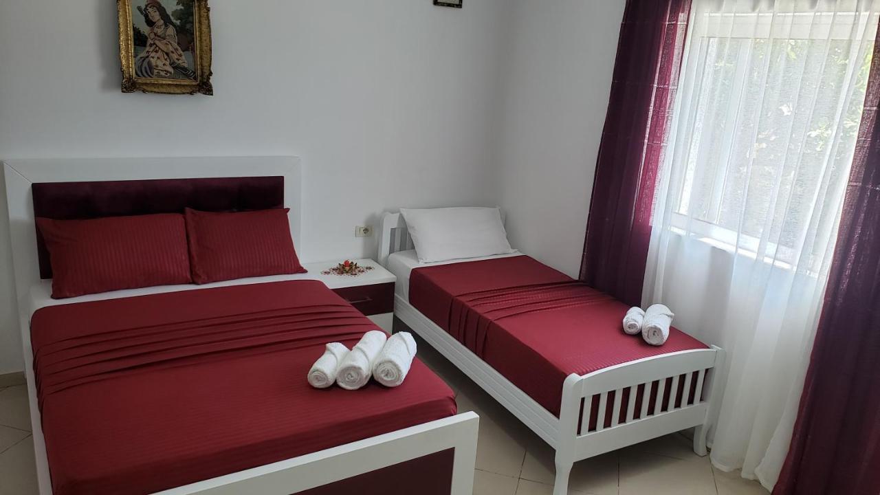 Guesthouse Shehu Ksamil Exterior foto